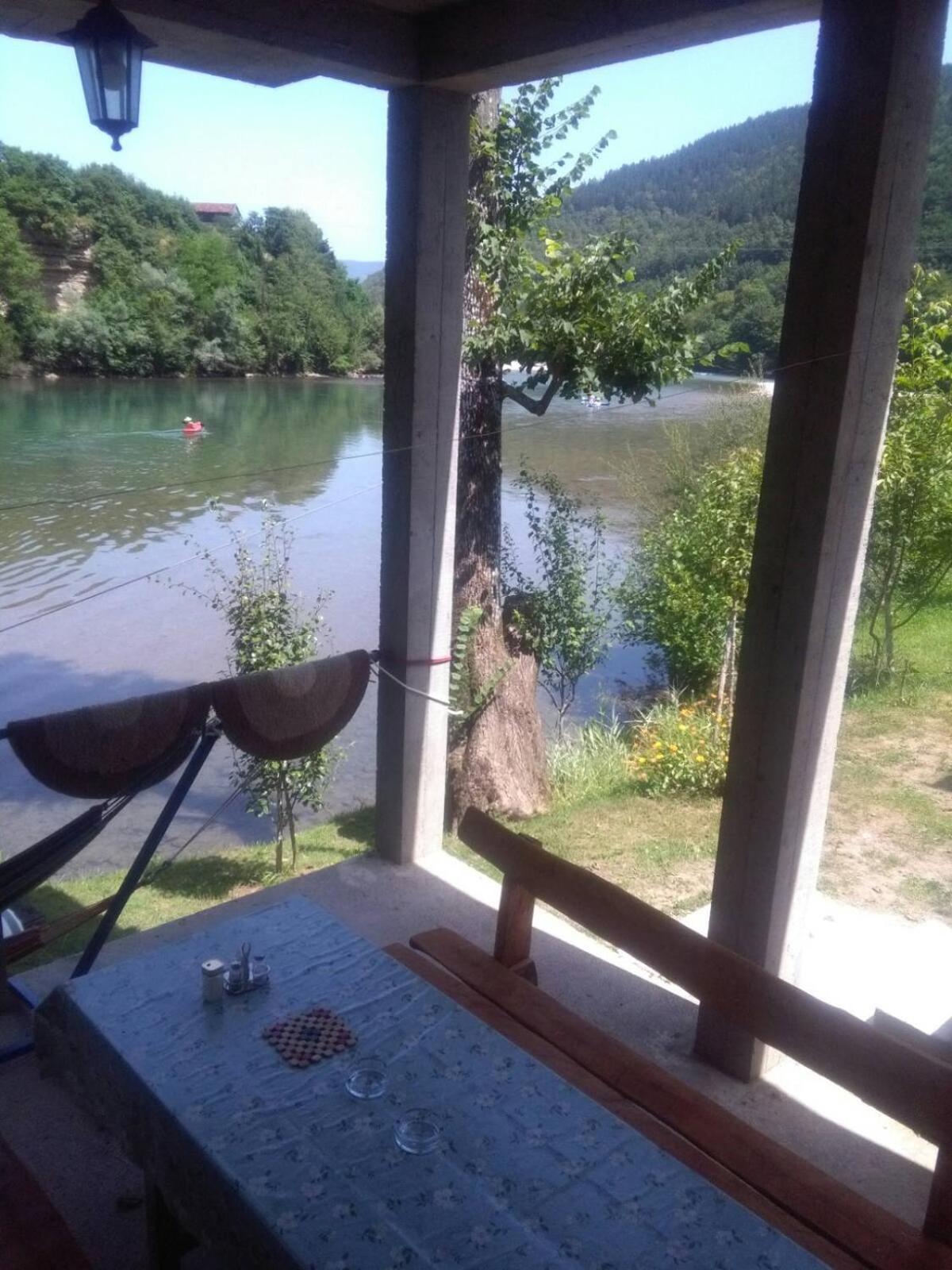 Prenociste Na Drini Foca住宿加早餐旅馆 外观 照片